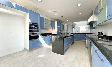 Casa en Arriendo en ESPECTACULAR DEL ARQUITECTO CHRISTIAN DE GROOTE