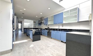 Casa en Arriendo en ESPECTACULAR DEL ARQUITECTO CHRISTIAN DE GROOTE