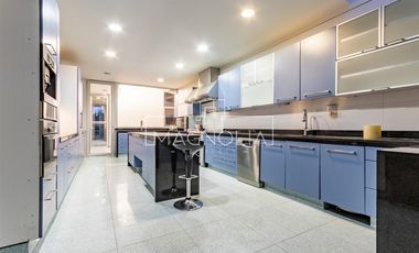 Casa en Arriendo en ESPECTACULAR DEL ARQUITECTO CHRISTIAN DE GROOTE