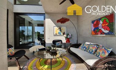 Casa en Arriendo en Valle Escondido