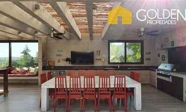 Casa en Arriendo en Valle Escondido