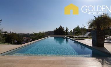 Casa en Arriendo en Valle Escondido