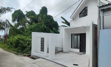 Rumah baru Di Palm Hills, Jln Daksa Balikpapan