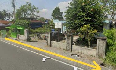 Tanah Tepi Jalan Degolan UII