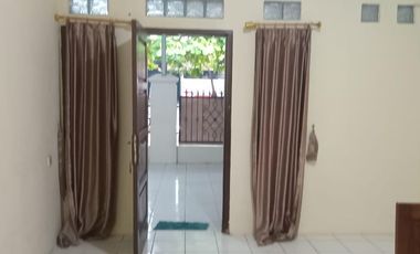 Rumah 1 lantai, tanah luas, 10 menit tol Jatiasih