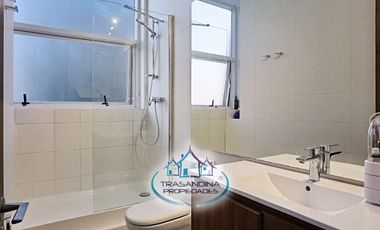 Vende Casa Amoblada 3d 4b 2e - Sector Peñalolén - Santiago