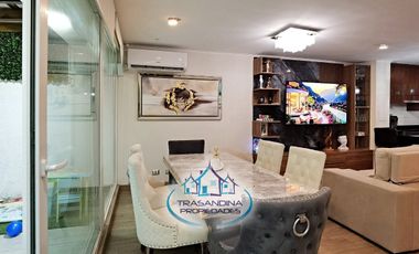 Vende Casa Amoblada 3d 4b 2e - Sector Peñalolén - Santiago