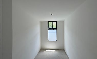 Venta casa de 4 dormitorios con baño a estrenar Mitad del Mundo