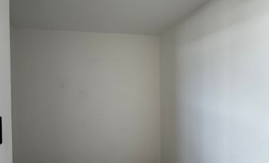 Venta casa de 4 dormitorios con baño a estrenar Mitad del Mundo