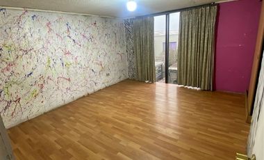 Casa en Venta en Gran Avenida Paradero 18 Metro Lo Ovalle Colon