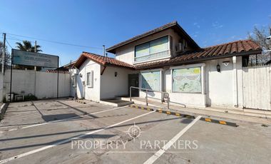 Espectacular Casa en inmejorable sector de Pedro Fontova