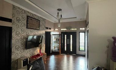 Di Sewakan Rumah Siap Huni di Jalan Maluku Depok