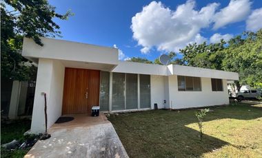 Venta casa de 1 piso Club de Golf La Ceiba Mérida