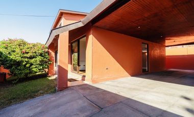 VENDO CASA  EN JARDINES DEL SUR DE LA CIUDAD DE ANTOFAGASTA