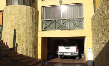 VENDO CASA  JARDINES DEL SUR DE LA CIUDAD DE ANTOFAGASTA