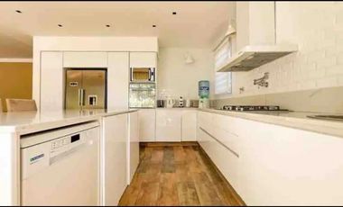 MODERNO CHALET EN VENTA