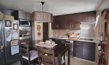 FOCOLARE PROPIEDADES VENDE CASA CERCA DE COMERCIO