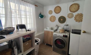 FOCOLARE PROPIEDADES VENDE CASA CERCA DE COMERCIO