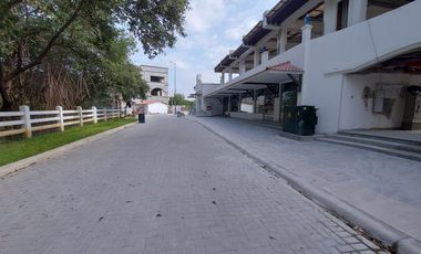 Alquiler de local comercial para gastronomía vía a la costa, Galerías de Terranostra