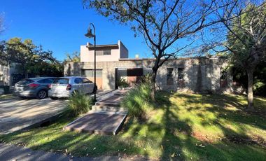 Casa en Talar Del Lago I 4/5 ambientes con renta - General Pacheco - Tigre