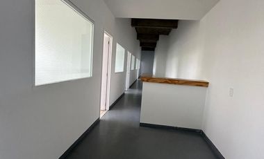 Local Comercial en Renta - Frente a Galerías Metepec