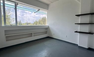 Local Comercial en Renta - Frente a Galerías Metepec