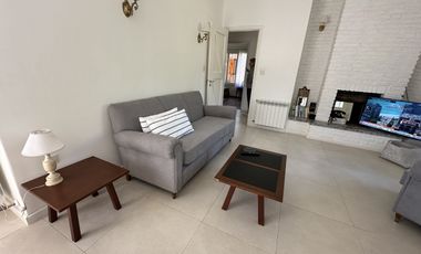 Casa en alquiler temporal Barrio Divino Rostro