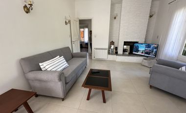 Casa en alquiler temporal Barrio Divino Rostro