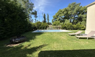 Casa en alquiler de temporada en Barrio Rumenco