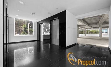 OFICINA CON TERRAZA EN ARRIENDO, CHICO