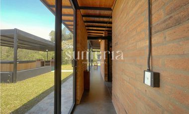 Casa campestre en vereda de El Retiro