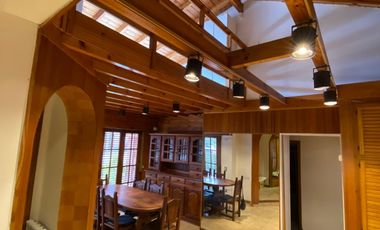 Casa en alquiler barrio Los Troncos