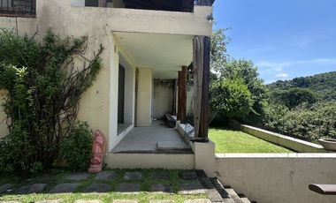 Conjunto de 3 casas en Venta en Malinalco