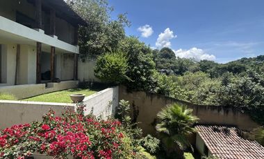 Conjunto de 3 casas en Venta en Malinalco