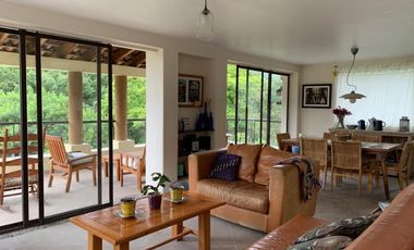 Conjunto de 3 casas en Venta en Malinalco