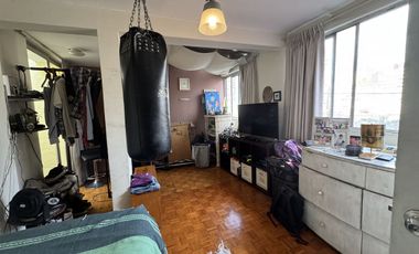 Casa en Teca en calle cerrada