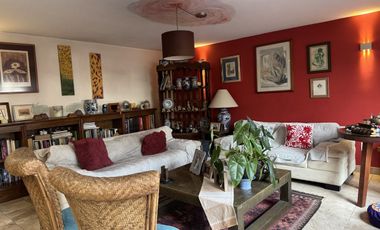 Casa en Teca en calle cerrada