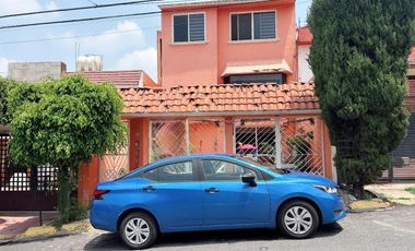 Venta Casa 4 recamaras en Jardines de Bellavista