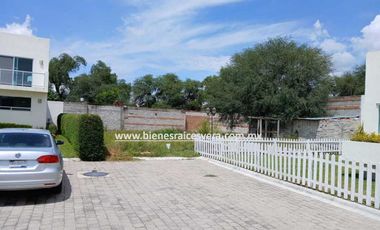 TERRENO EN VENTA EN TEQUISQUIAPAN EN LA MAGDALENA. Rodo.