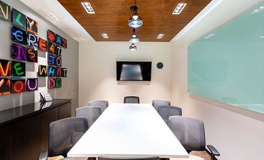 SE RENTA OFICINA COWORKING SENTURA