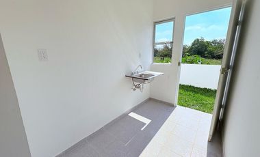 Casa en venta en Veracruz de un piso en Col. Jardines de Medellín Veracruz