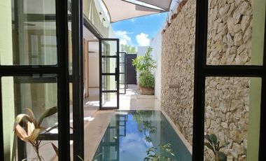 Casa de 1 recámara en venta con Estilo Colonial en Conkal, Yucatán