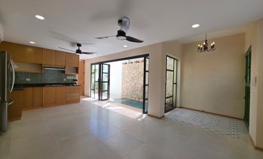 Casa de 1 recámara en venta con Estilo Colonial en Conkal, Yucatán