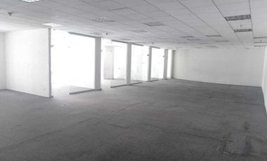 BOSQUES DE LA LOMAS BONITA OFICINA EN RENTA