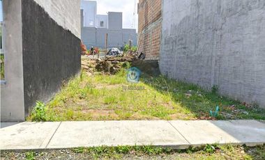 Lote en Venta Frente a la Avenida El Pollo en Dosquebras