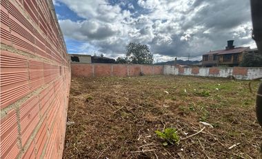 SE VENDE LOTE DE 365 M2 EN CHIA