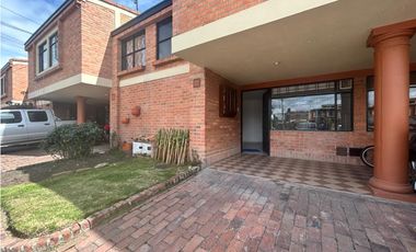 SE VENDE CASA EN CHIA