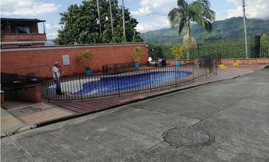 ARRIENDO CASA CAMPESTRE EN CHINCHINA, CALDAS | ARRIENDOS