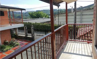 ARRIENDO CASA CAMPESTRE EN CHINCHINA, CALDAS | ARRIENDOS