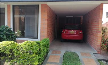 ARRIENDO CASA CAMPESTRE EN CHINCHINA, CALDAS | ARRIENDOS